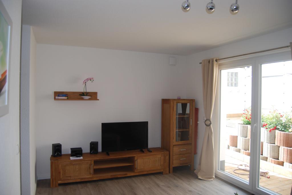 Haus Adria Apartment Шлесвиг Екстериор снимка